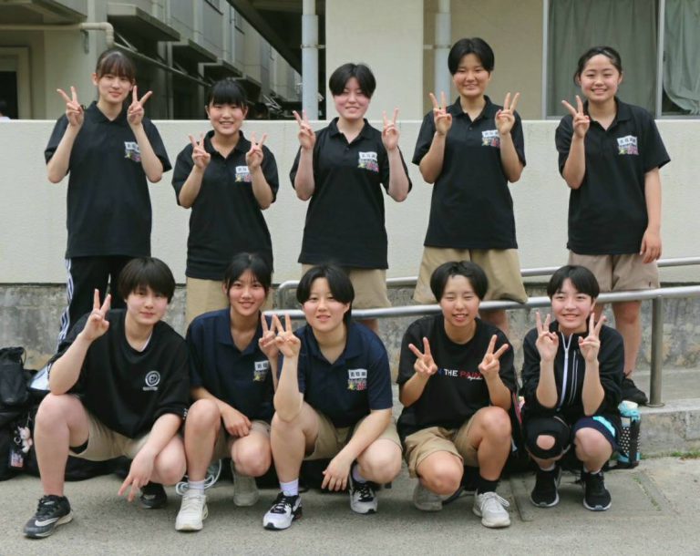 女子バスケット部